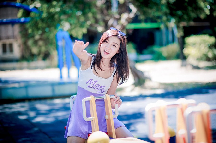 到最后，魏延索性也放开了，一路加速行军，当带着人马抵达成都平原的时候，看到庞统在成都城外立寨，而非已经大开成都城门来迎接自己的时候，魏延才算稍微松了口气。